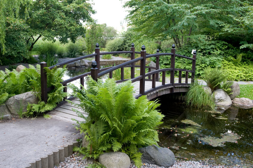 29-garden-bridge.jpg