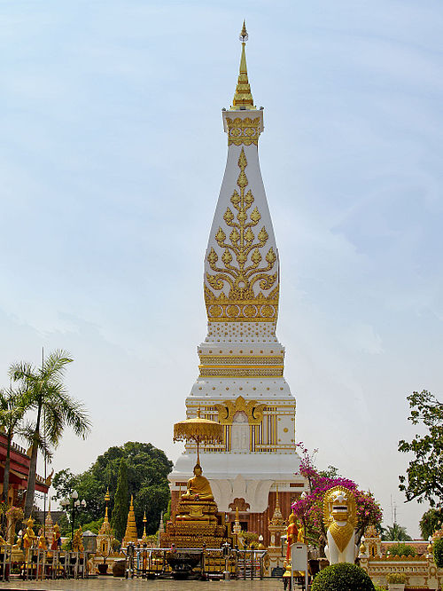 500px-Phra_That_Phanom_02.jpg